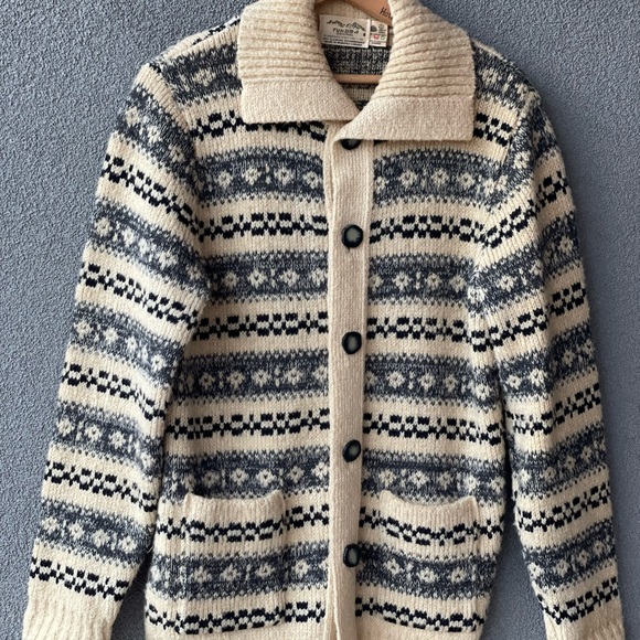 Tundra Wool Sweater, Pure Wool Cardigan, Size Small, Black, Grey, Beige Sweater, - Picture 12 of 12